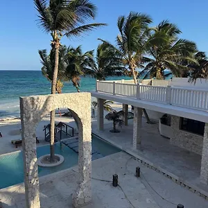 Hotel Azucar